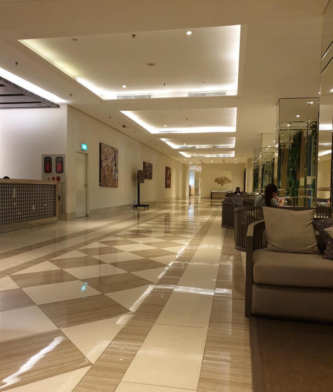 Cosmy Orchard Apartment Surabaya Exterior foto
